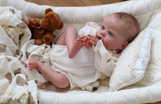 Kit bébé reborn "Primrose éveillée" by Laura lee Eagles