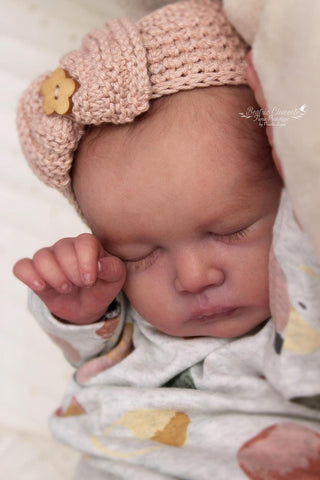 Kit Bébé Reborn "Flora" by Priscila Lopez