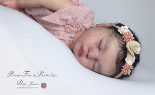 Kit Bébé Reborn "Flora" by Priscila Lopez