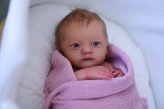 Kit bébé reborn "Vera" by Güdrün Legler