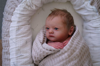 Kit bébé reborn "Vera" by Güdrün Legler