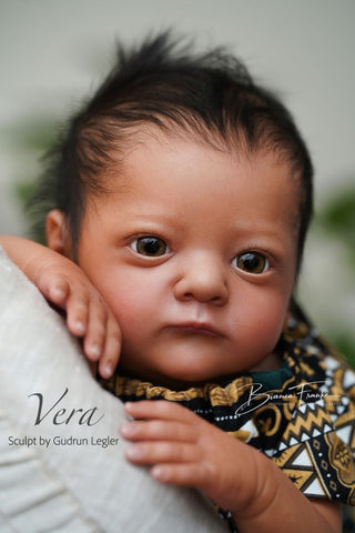 Kit bébé reborn "Vera" by Güdrün Legler