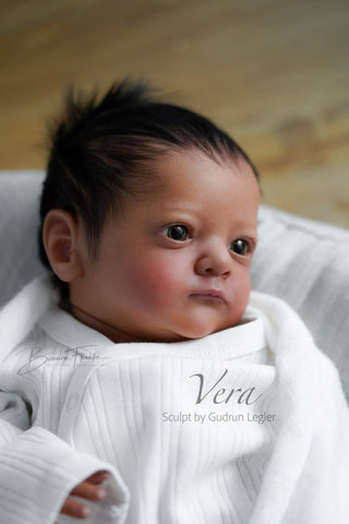 Kit bébé reborn "Vera" by Güdrün Legler
